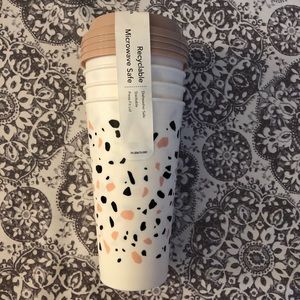 4 Reusable To Go Cups